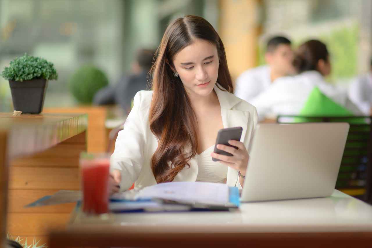 Kerja Sambil Liburan