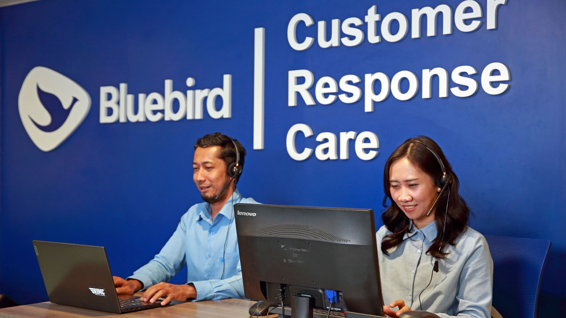 Layanan Call center Bluebird