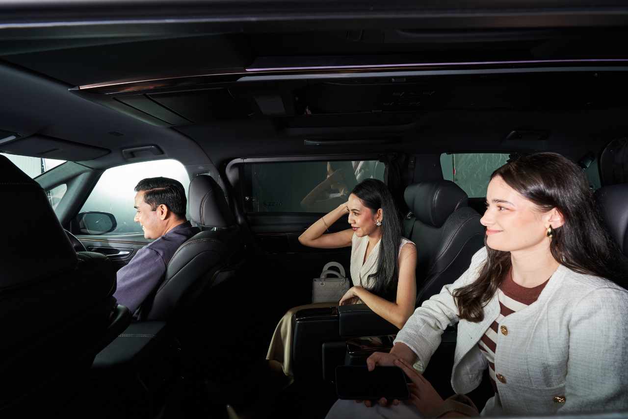 Layanan Sewa Mobil Surabaya