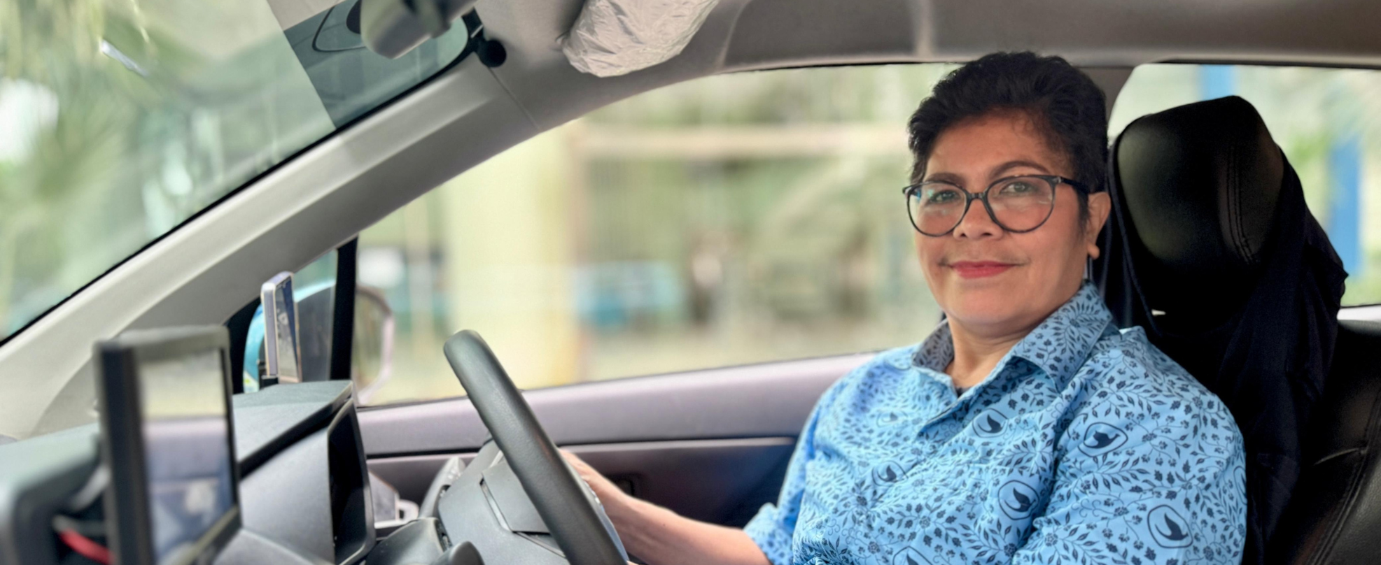 Srikandi Bluebird: Sosok Kartini Tangguh di Balik Kemudi, Wujud Kesetaraan di Dunia Transportasi